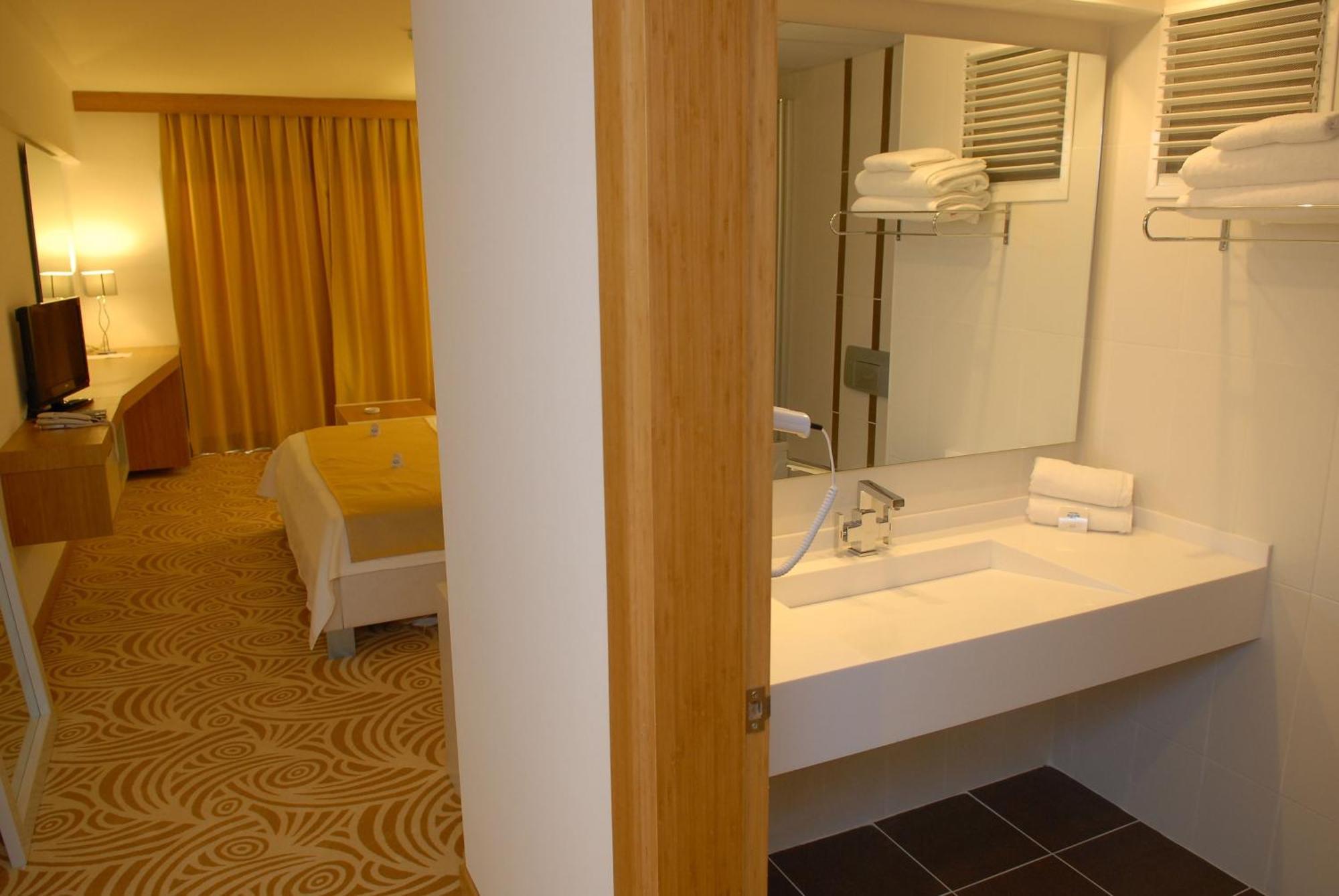Çeşme Hotel Egge מראה חיצוני תמונה