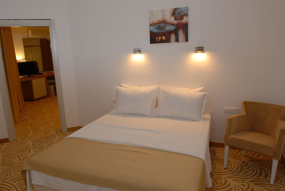 Çeşme Hotel Egge מראה חיצוני תמונה